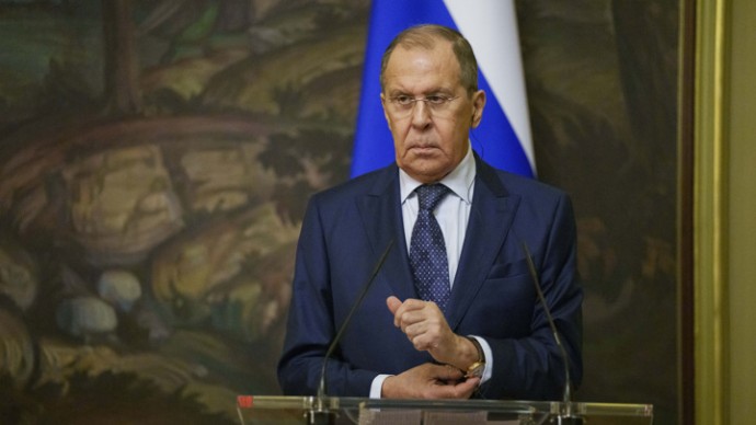 Запад пытается создать непреодолимую конфронтацию с Россией Запад пытается создать непреодолимую конфронтацию с Россией