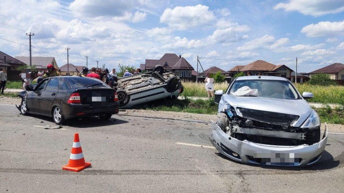 10-летний мальчик пострадал в массовом ДТП на Кубани 10-летний мальчик пострадал в массовом ДТП на Кубани