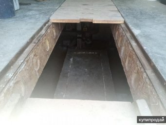 Продам капитальный гараж с подвалом в центре поселка Мостовского