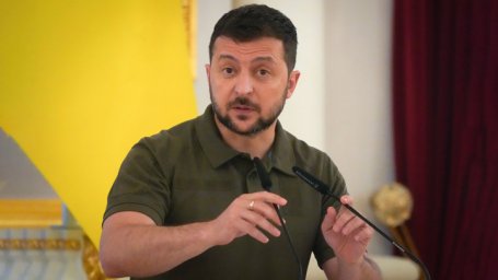 Лавров: в определенные моменты у Зеленского разыгрывается фантазия