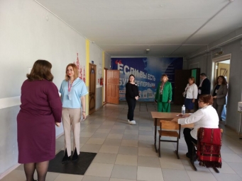 Всероссийская акция &laquo;День сдачи ЕГЭ родителями&raquo; прошла в Мостовском районе